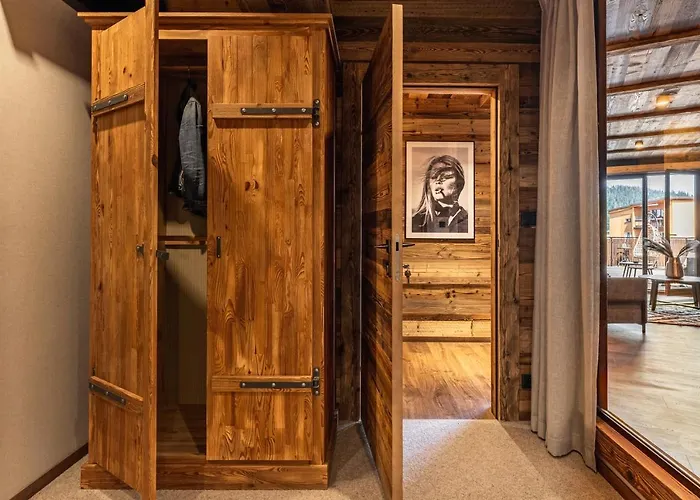 Apartamenty i Pokoje Krupówki 49